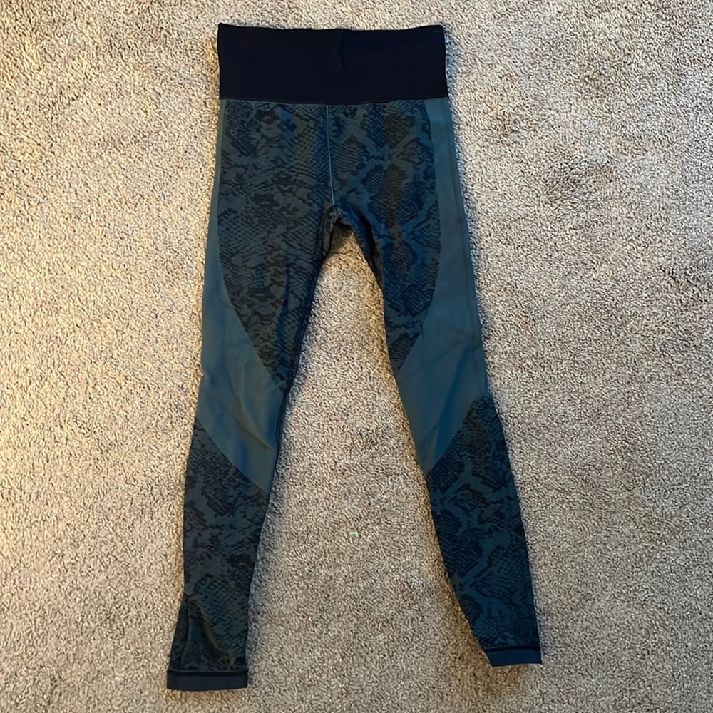 Blue snakeskin leggings